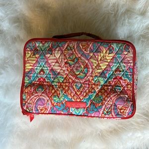 Vera Bradley Paisley in Paradise Pattern Signature Cotton Make-Up Organizer Case